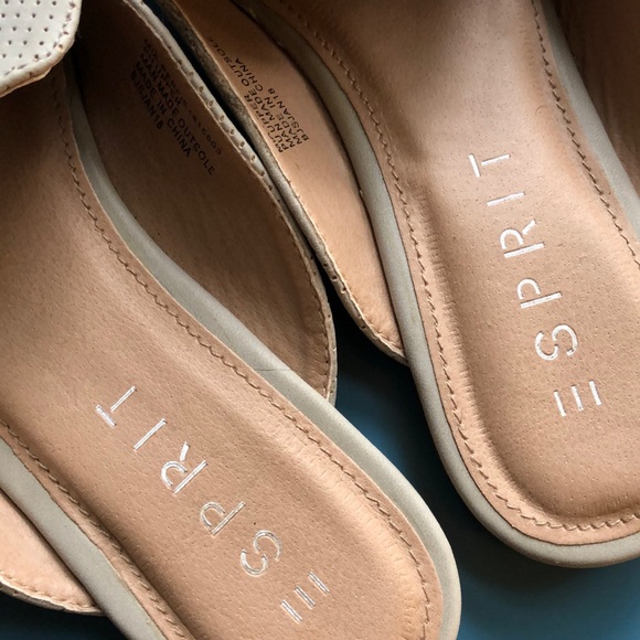 (EUC) Espirit perforated slides size 7 - Picture 2 of 8